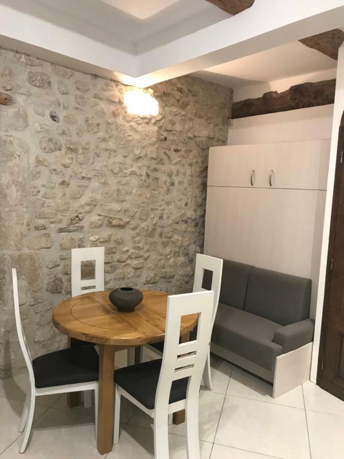Studio Du Couvent Des Carmes Narbonne Eksteriør billede